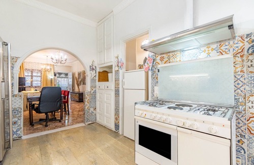 Kastania House | Studio Apartment 'Casa Verde' with Shared Garden, Wi-Fi and Air Conditioning