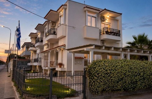 Skala Sotiros Apartment | Studio Apartment 'Chrissi 105' with Mountain View, Wi-Fi and Air Conditioning