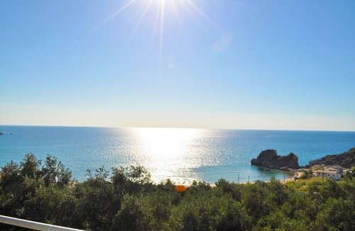 Parelia Apartment | Studio Apartments with sea view and pool - Pelekas Beach Corfu