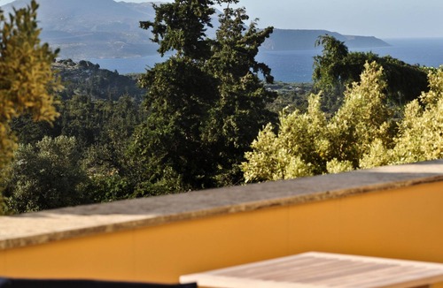 Douliana Apartment | Studio mit zwei Balkonen by Interhome