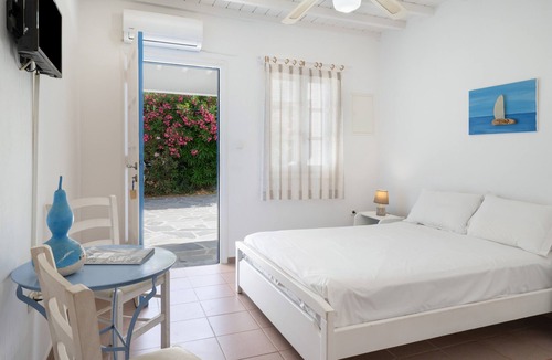 Kalafatis Apartment | Studio 'Standard 1' with Wi-Fi and Air Conditioning