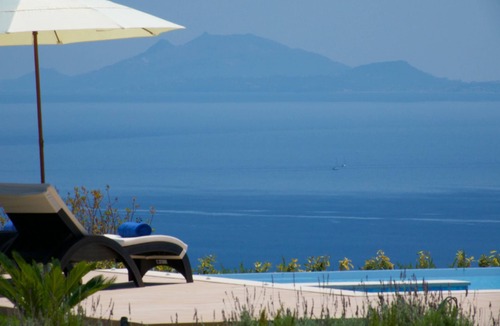 Eleios-Pronnoi Villa | Stunning 4 Bed Villa, Sleeps 8 with breathraking views. Close to Katelios beach