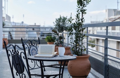 Mousio Apartment | Stunning-Classical 2BD Penthouse