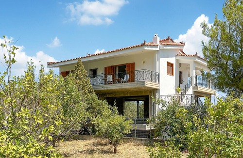 Xylokastro-Evrostina House | Stunning home in Kamari Xylokastro