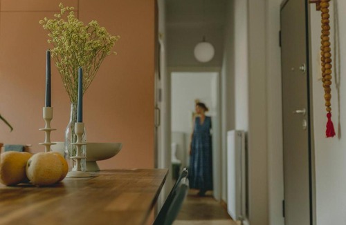 Petralona Apartment | Stylish cozy artistic Athens apartment