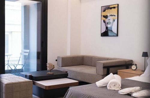 Piraeus Apartment | Stylish Retreat a short drive to Zeas Marina