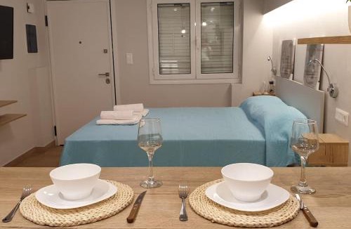 Ilisia Apartment | Stylish Studio near Athens Hilton, Self Check-in!