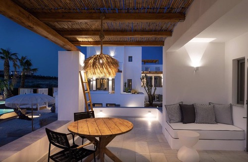 Naousa Villa | Suite Aureliae, Furnished Terrace, Naousa