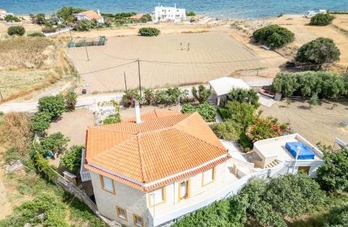 Agios Minas Apartment | Summer Tan