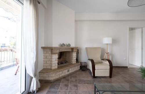 Gerakini Apartment | Summer Vibes by Luxlikehome