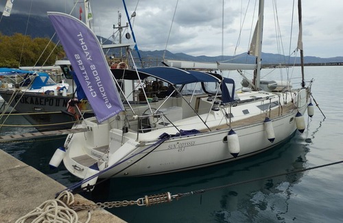 Diasella Boat Rental | Sun-Kissed Sailing Adventure in Kalamata, Peloponeso