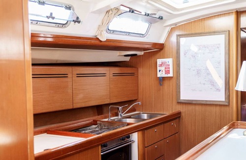 Nidri Boat Rental | Sun-Kissed Sailing Adventure in the Ionian Islands