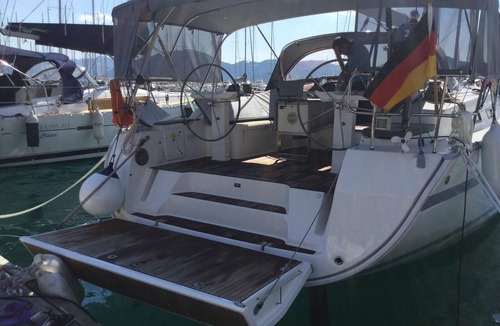 Rhodes Boat Rental | Sun-Kissed Sailing Adventure in the Dodecanese Islands