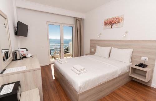 Qender Hotel | Sun N Blue Hotel