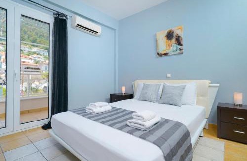 Chrisi Ammoudia Apartment | Sunny by the Beach
