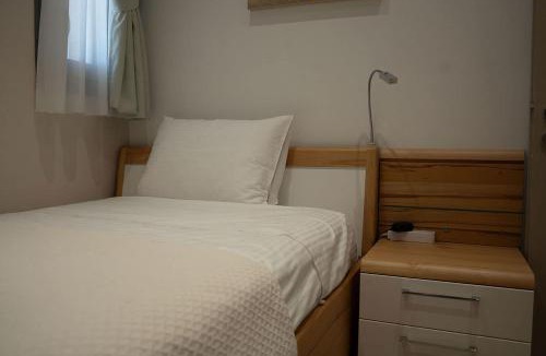 Igoumenitsa Apartment | Sunrise Room 1