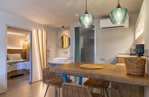 Skopelos Town Apartment | Sunrise Village Hotel Apartments