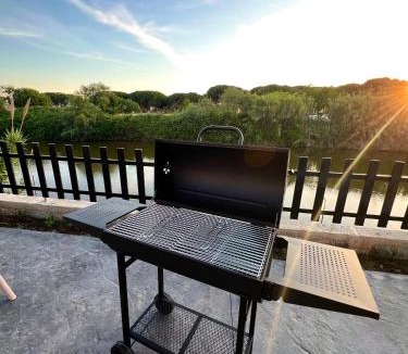 Qerek Villa | Sunset Aura Riverside Villa & Pool