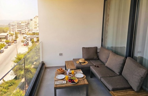 Vlore Apartment | Sunset Luxury Apartment/w Panoramic Sea View, Vlore, Albania