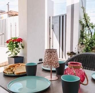 Sarande Villa | Sunset View Sarande Thanasi Villa Retreat