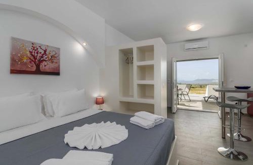 Milos House | Sunset Village 6