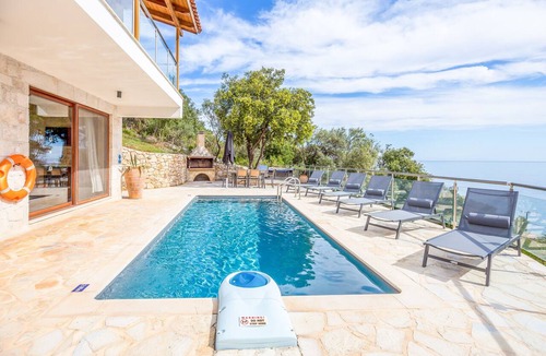 Skinaria Villa | Sunset Vista Exclusive villa