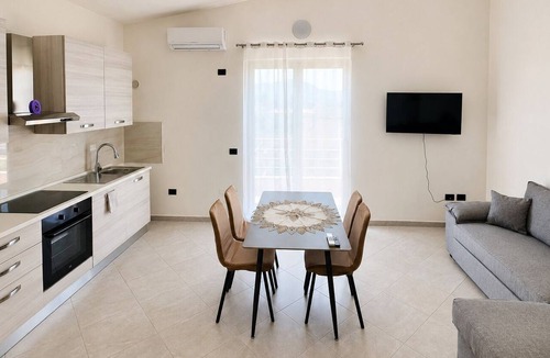 Tragjas Apartment | Superior One-Bedroom Apartment with a Balcony