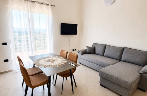 Tragjas Apartment | Superior One-Bedroom Apartment with a Balcony