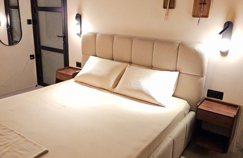 Azolimnos Apartment | Syros House - Suite: Slow Living by the Sea, Private Terrace, Ocean Views