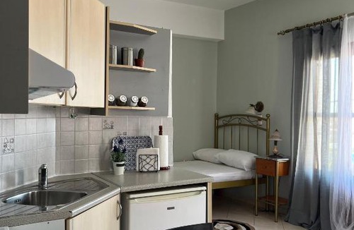 Ermoupoli Apartment | Tassos' home