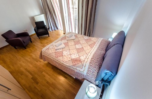 Elliniko Apartment | TAURUS - DELUXE APARTMENT WITH SEA VIEW