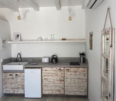Aroniadika Apartment | TCupStudios - Asteria