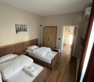 Erseke Hotel | Te BUNKERI