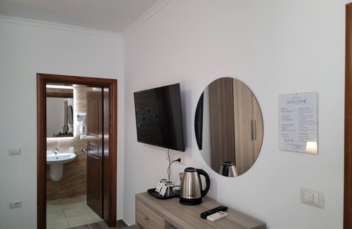 Berat Hotel | Te Gjyshi (at Grandfather)