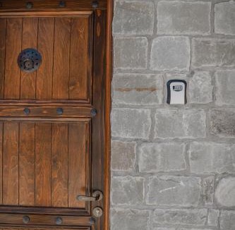 Berat Hotel | Te Porta