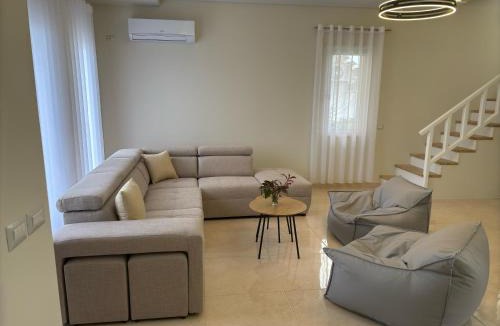 Ishem Villa | Tea Residence, Gjiri i Lalzit DeLux Villa