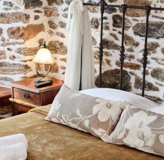Agios Vlassios Hotel | TERPOU StoneHouse and Suites "StoneHouse"