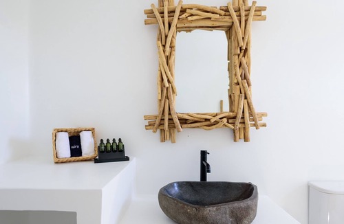Vourvoulos Hotel | Terra Blanca Suites