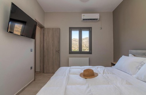 Kaliviani Apartment | Terra Oliva Apartments