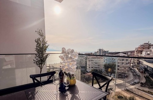 Kodrra House | "Terracotta" – Adults Only (+16)