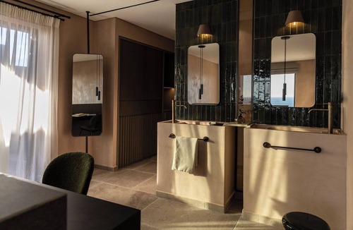 Svoronata Hotel | Tetra Retreat