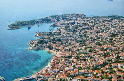Agii Anargiri Condo | Thalassa, Return To Timeless Spetses
