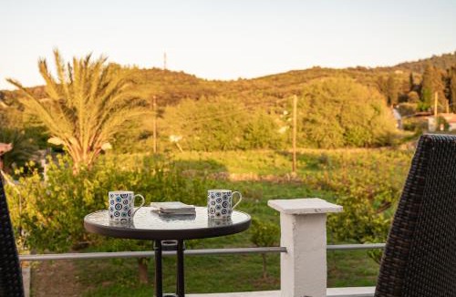 Kokkari House | Thalia's Cottage - Cozy, Romantic Retreat with Sea & Mountain views