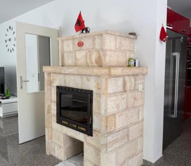 Pejë House | Thana House