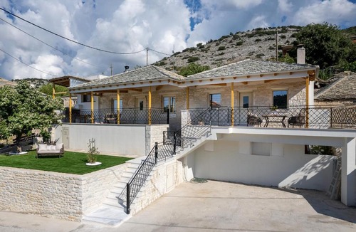 Thasos Apartment | The 2D Stay