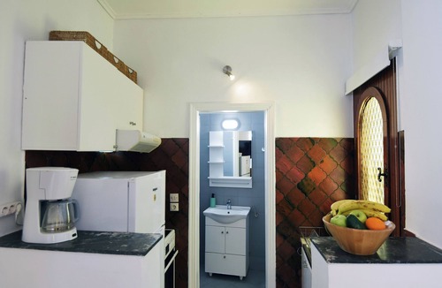 Mets Apartment | The Acropolis Apartment