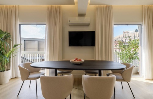 Anafiotika Apartment | The Acropolis Crown Residence