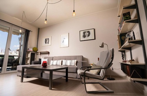 Ano Patisia Apartment | The Angel Suite by The Grid Collective, 1Gbps Fiber, 3' Metro, Executive Art-Stay