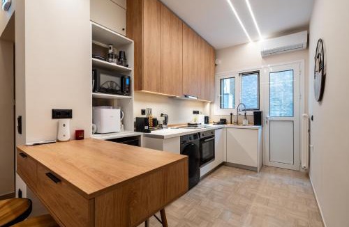 Pangrati Apartment | The Apex Boutique Apartment B2