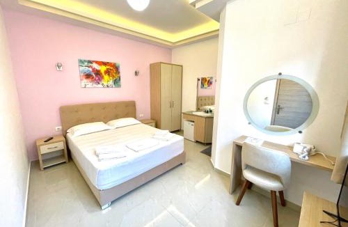 Qafe e Gjashtes Hotel | The City Gate Hotel